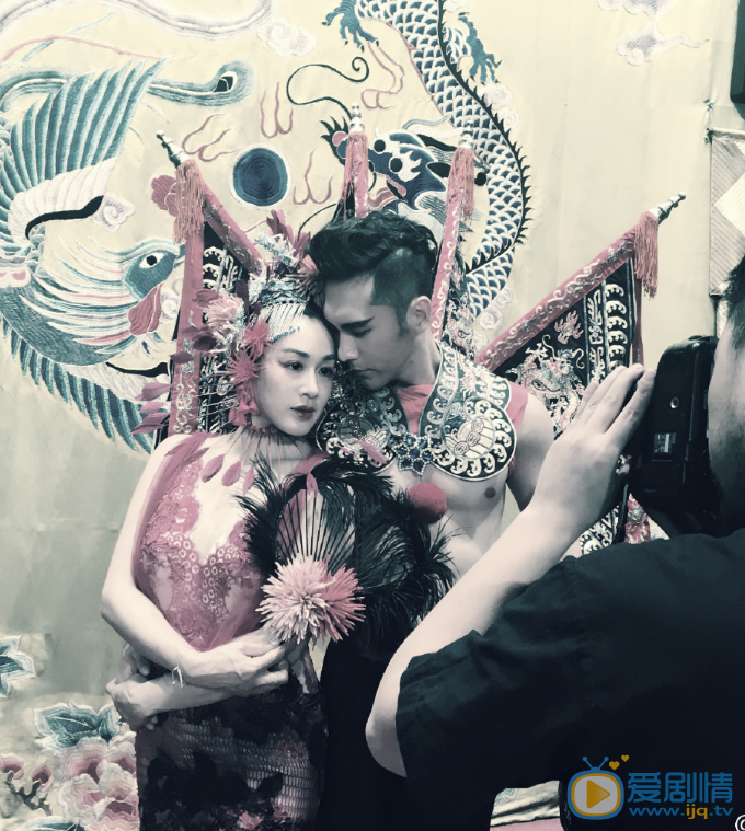 张伦硕求婚照 张伦硕高清写真_张伦硕高清剧照