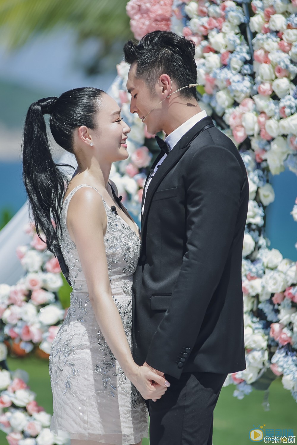 张伦硕和钟丽缇女儿照片 张伦硕高清写真_张伦硕高清剧照