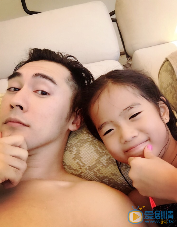 张伦硕婚礼现场 张伦硕高清写真_张伦硕高清剧照
