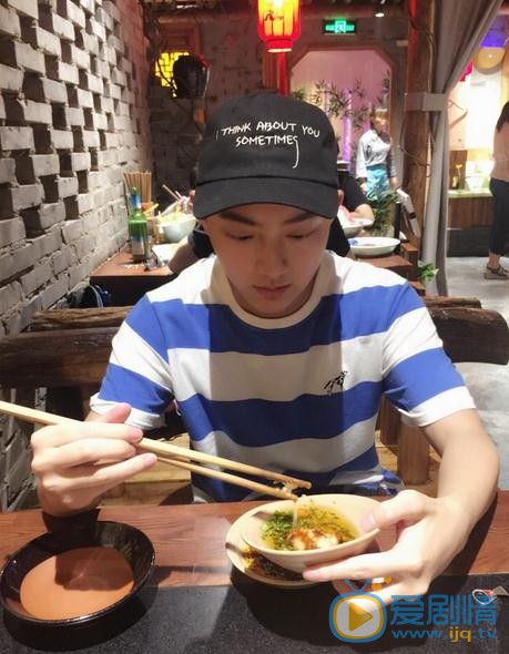 曾一竣生活照 曾一竣高清写真_曾一竣高清剧照