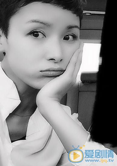 骡子和金子花姑是谁扮演的？花姑扮演者黄曼个人资料、写真及生活照欣赏