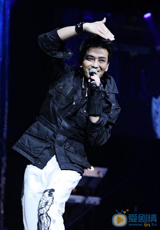 陈晓东演唱会照 陈晓东高清写真_陈晓东高清剧照