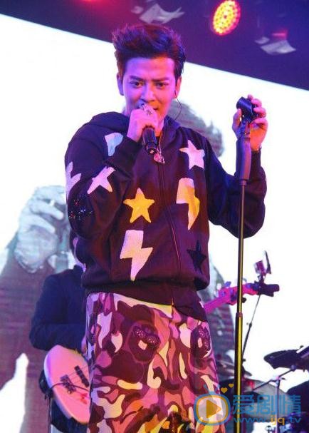 陈晓东演唱会照 陈晓东高清写真_陈晓东高清剧照