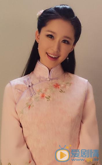 张雯片场照 张雯高清写真_张雯高清剧照