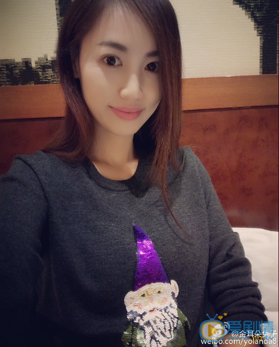 但据了解，面对王宝强决定亲自出庭的态度，马蓉已向法院申请，她不出庭，并申请不公开审理