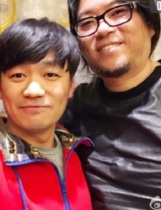 高晓松晒与王宝强合影，为其加油打气：明日加油
