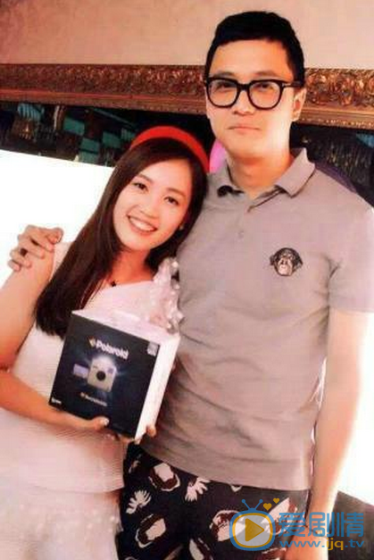王宝强离婚案今日开庭，马蓉出轨又卷款应怎么判？马蓉净身出户几率为零