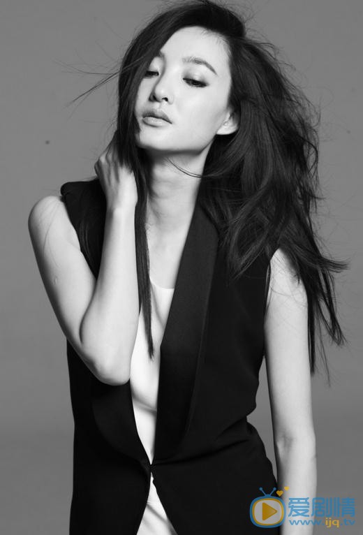 王丽坤黑白写真 王丽坤高清写真_王丽坤高清剧照