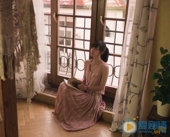 王丽坤《只有一个地方只有我们知道》剧照 王丽坤高清写真_王丽坤高清剧照