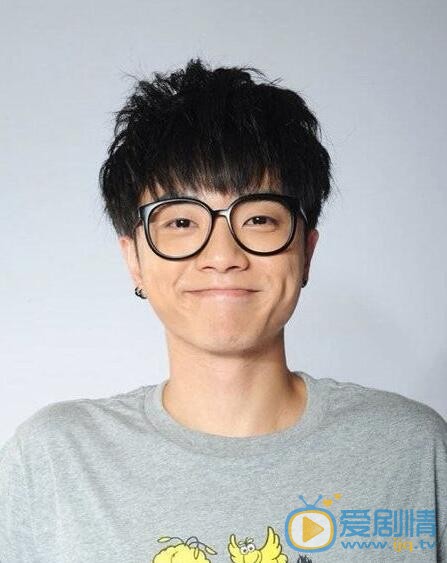 华晨宇活动照 华晨宇高清写真_华晨宇高清剧照