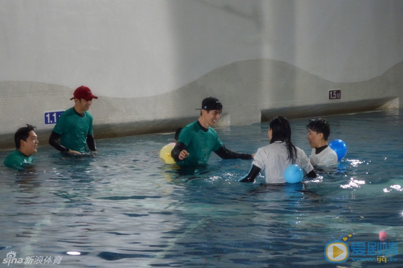 李栋旭中国综艺照 李栋旭高清写真_李栋旭高清剧照