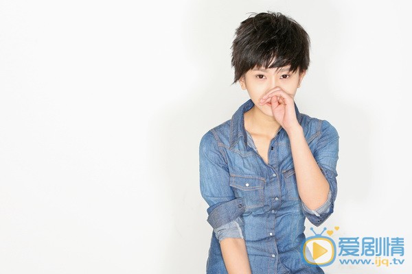 解惠清短发写真 解惠清高清写真_解惠清高清剧照