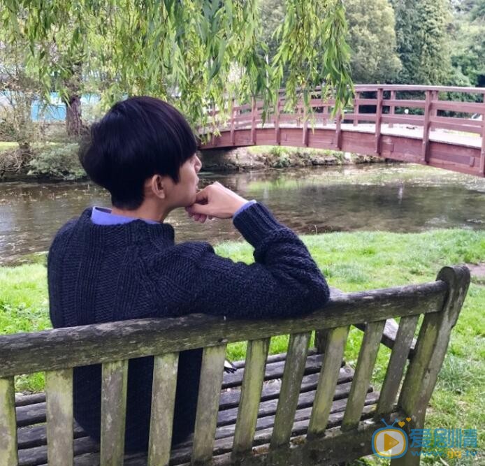 何炅生活照 何炅高清写真_何炅高清剧照