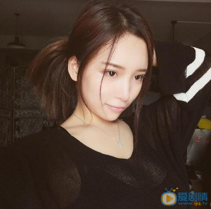 乔任梁女友李二1022生活照