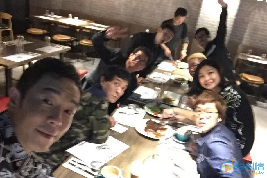黄贯中合照 黄贯中高清写真_黄贯中高清剧照