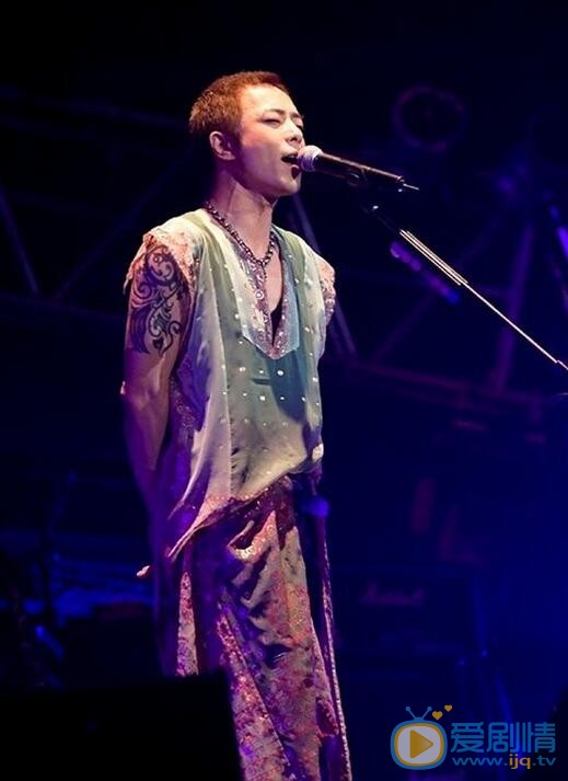 黄贯中演出照 黄贯中高清写真_黄贯中高清剧照