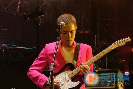 黄贯中演出照 黄贯中高清写真_黄贯中高清剧照