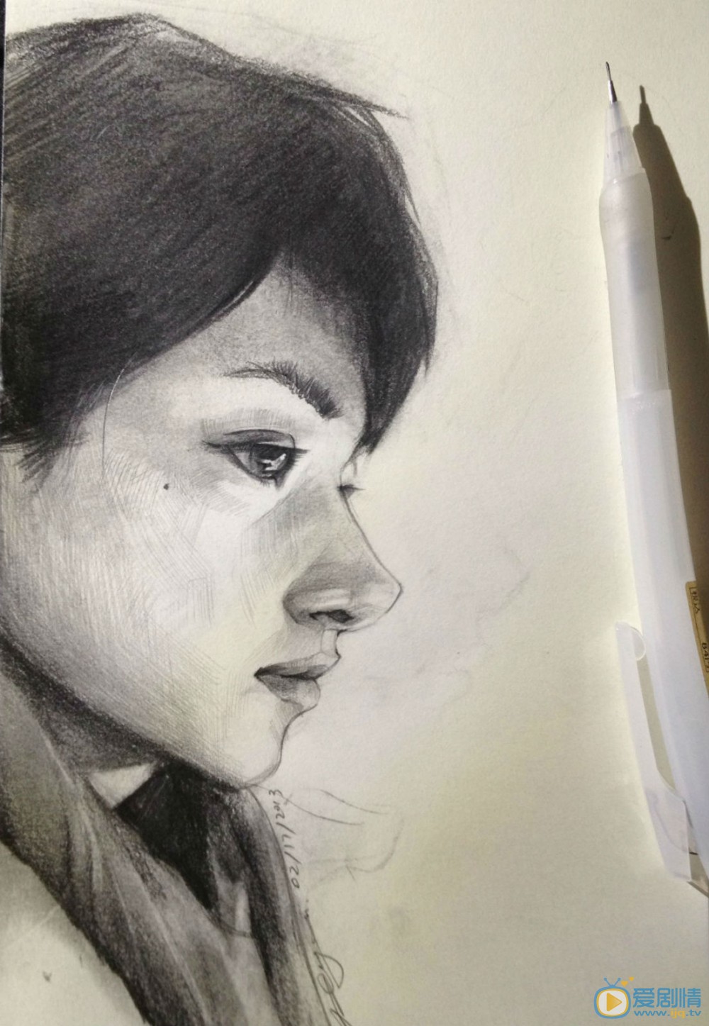 万茜Q版素描照 万茜高清写真_万茜高清剧照