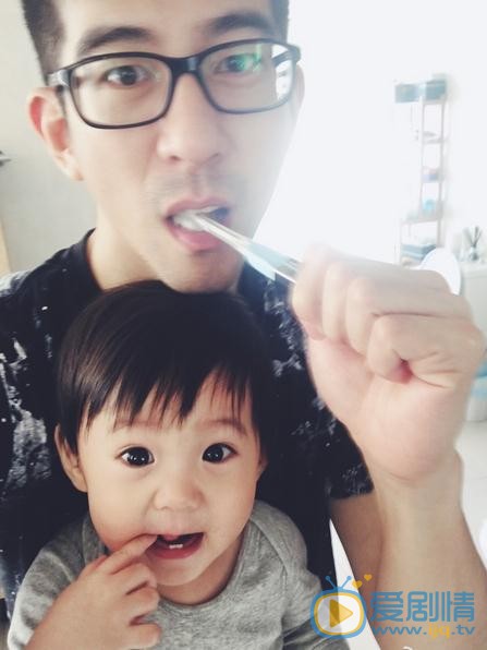 修杰楷家人合照 修杰楷高清写真_修杰楷高清剧照