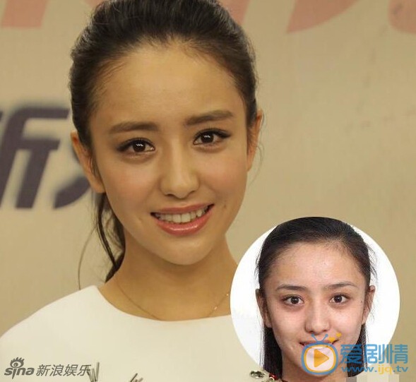 杨幂和男子贴面热聊，亲自涂口红尽显妩媚。盘点当红女星素颜证件照对比