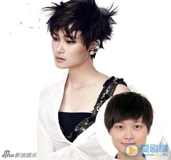 杨幂和男子贴面热聊，亲自涂口红尽显妩媚。盘点当红女星素颜证件照对比
