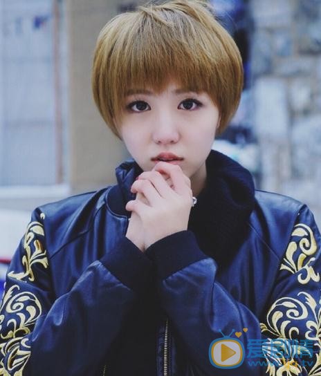 李欣燃街拍写真 李欣燃高清写真_李欣燃高清剧照