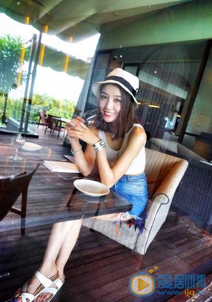 李欣燃街拍写真 李欣燃高清写真_李欣燃高清剧照