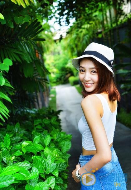 李欣燃街拍写真 李欣燃高清写真_李欣燃高清剧照