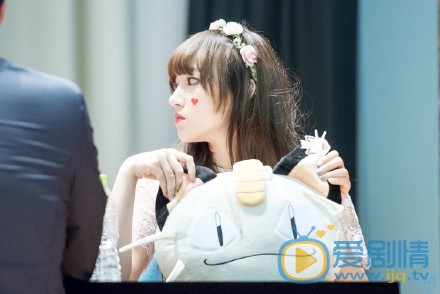 程潇活动照 程潇高清写真_程潇高清剧照