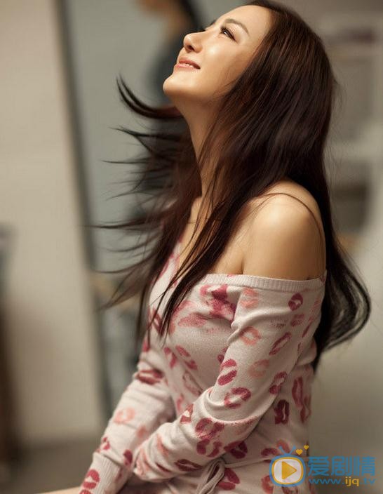 李依晓杂志照 李依晓高清写真_李依晓高清剧照