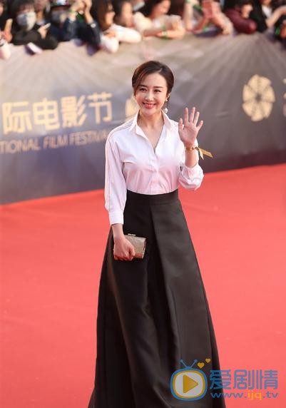 李依晓活动照 李依晓活动照