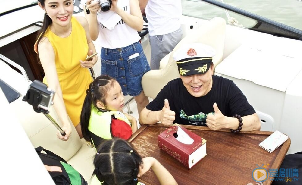 李锐渔人码头 李锐高清写真_李锐高清剧照