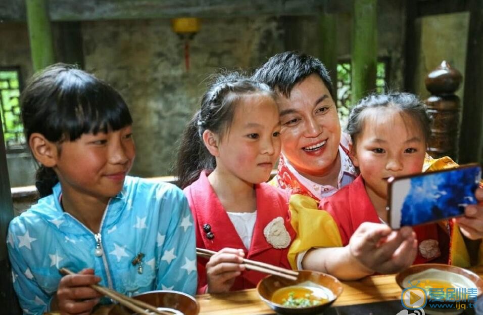 李锐活动照 李锐高清写真_李锐高清剧照