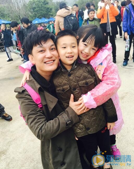 李锐活动照 李锐高清写真_李锐高清剧照