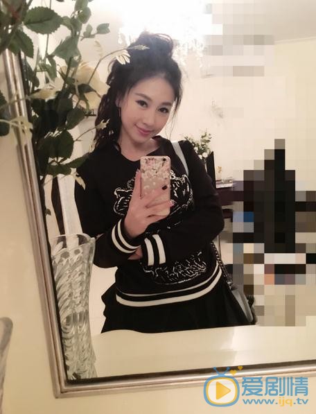 贾晓晨生活照