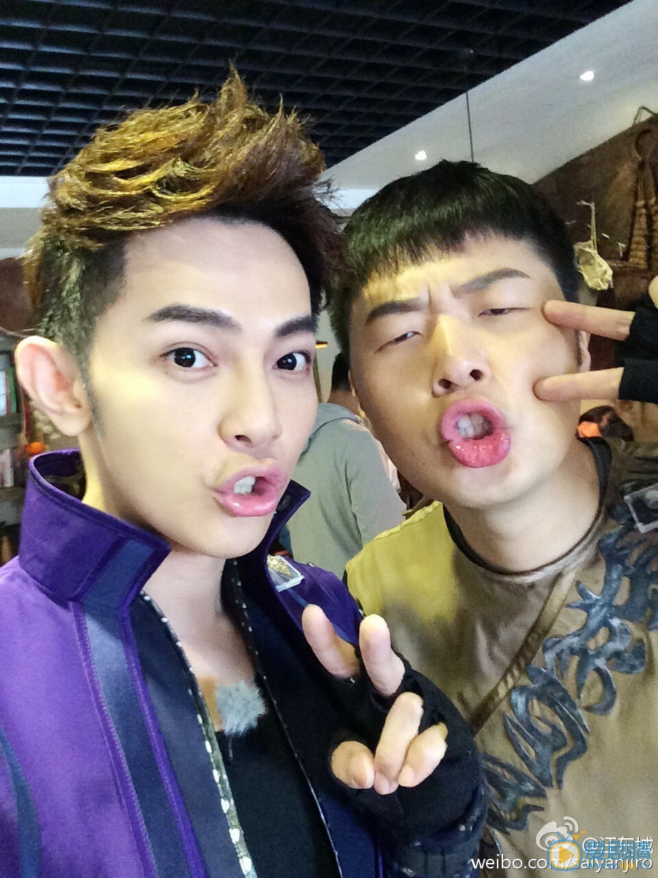 汪东城卖萌表情 汪东城高清写真_汪东城高清剧照