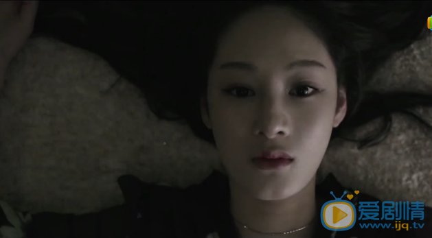 如果蜗牛有爱情叶梓夕死前最后的短信发给谁了？
