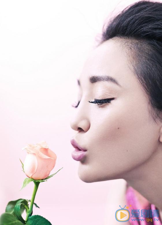 周迅MadameFigaro杂志照 周迅高清写真_周迅高清剧照