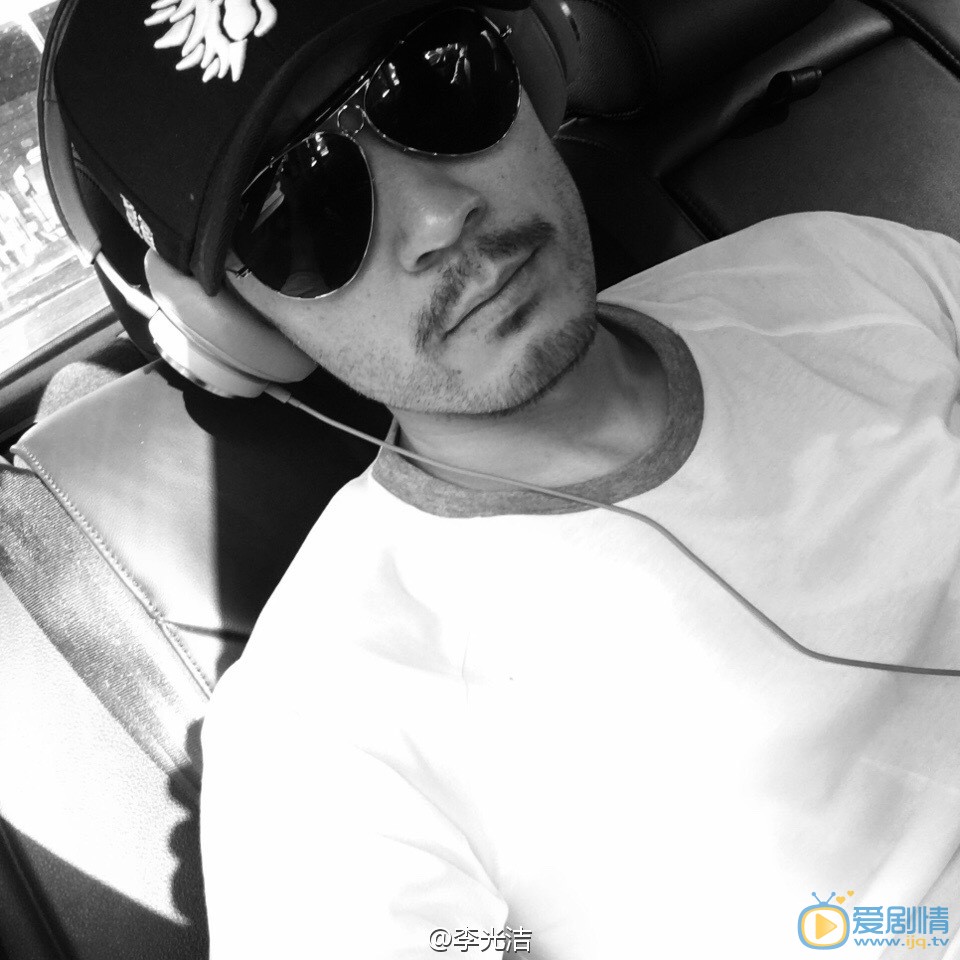 李光洁生活照 李光洁高清写真_李光洁高清剧照