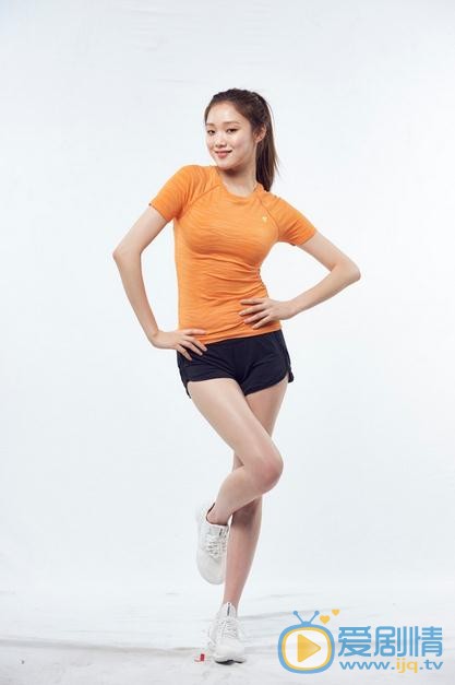 李圣经运动休闲写真 李圣经高清写真_李圣经高清剧照