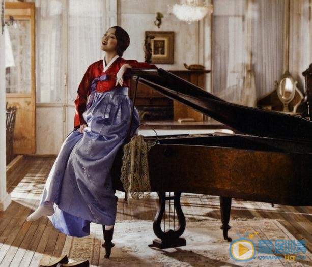 李圣经韩服写真 李圣经高清写真_李圣经高清剧照