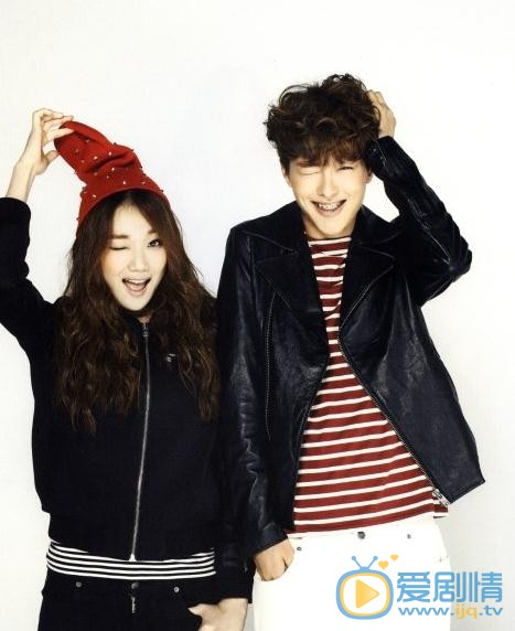 李圣经杂志照 李圣经高清写真_李圣经高清剧照