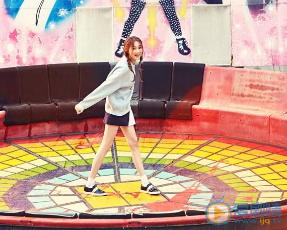 李圣经游乐场写真 李圣经高清写真_李圣经高清剧照