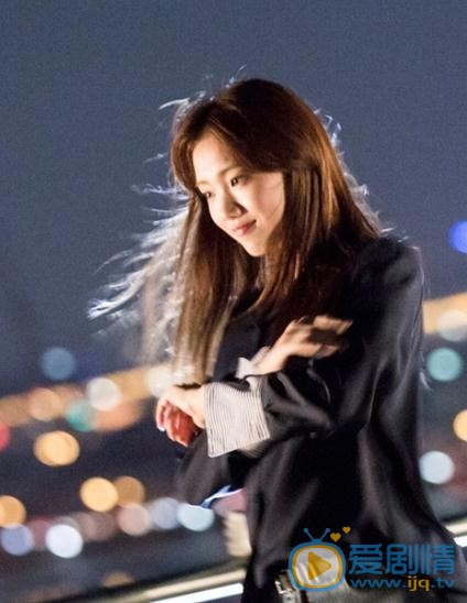 李圣经《Doctors》剧照 李圣经高清写真_李圣经高清剧照