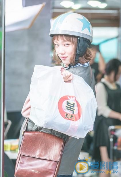 李圣经《举重妖精金福珠》剧照 李圣经举重妖精金福珠