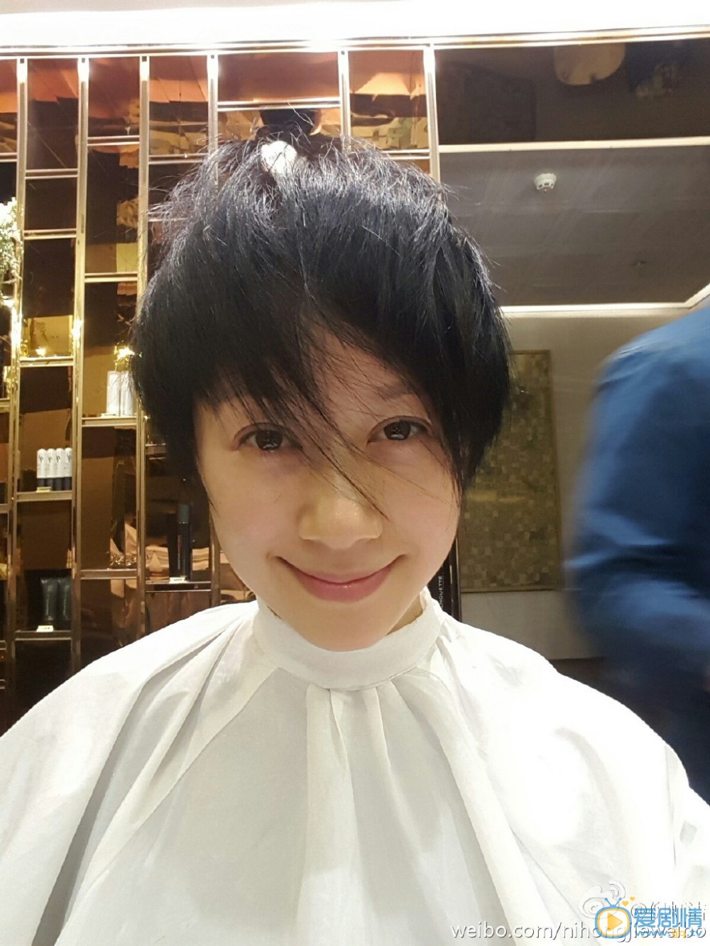 倪虹洁嘟嘴卖萌照 倪虹洁高清写真_倪虹洁高清剧照