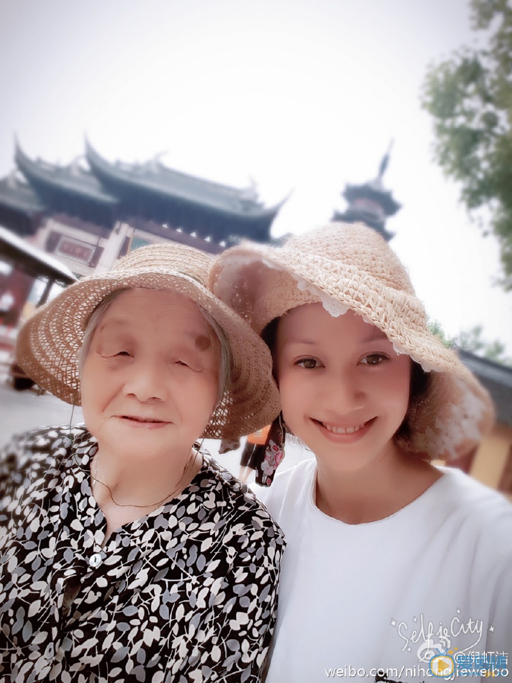 倪虹洁生活照 倪虹洁高清写真_倪虹洁高清剧照