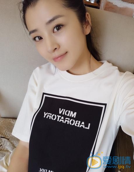李若嘉生活照 李若嘉高清写真_李若嘉高清剧照