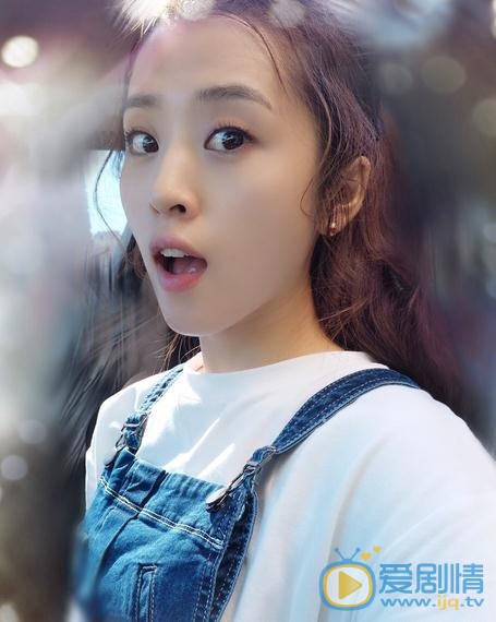李若嘉生活照 李若嘉高清写真_李若嘉高清剧照