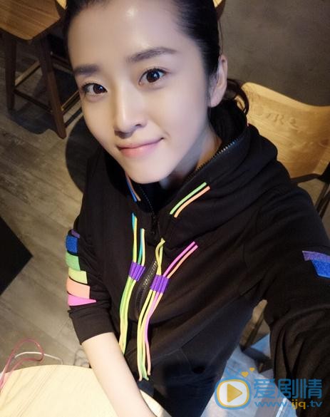 李若嘉生活照 李若嘉高清写真_李若嘉高清剧照